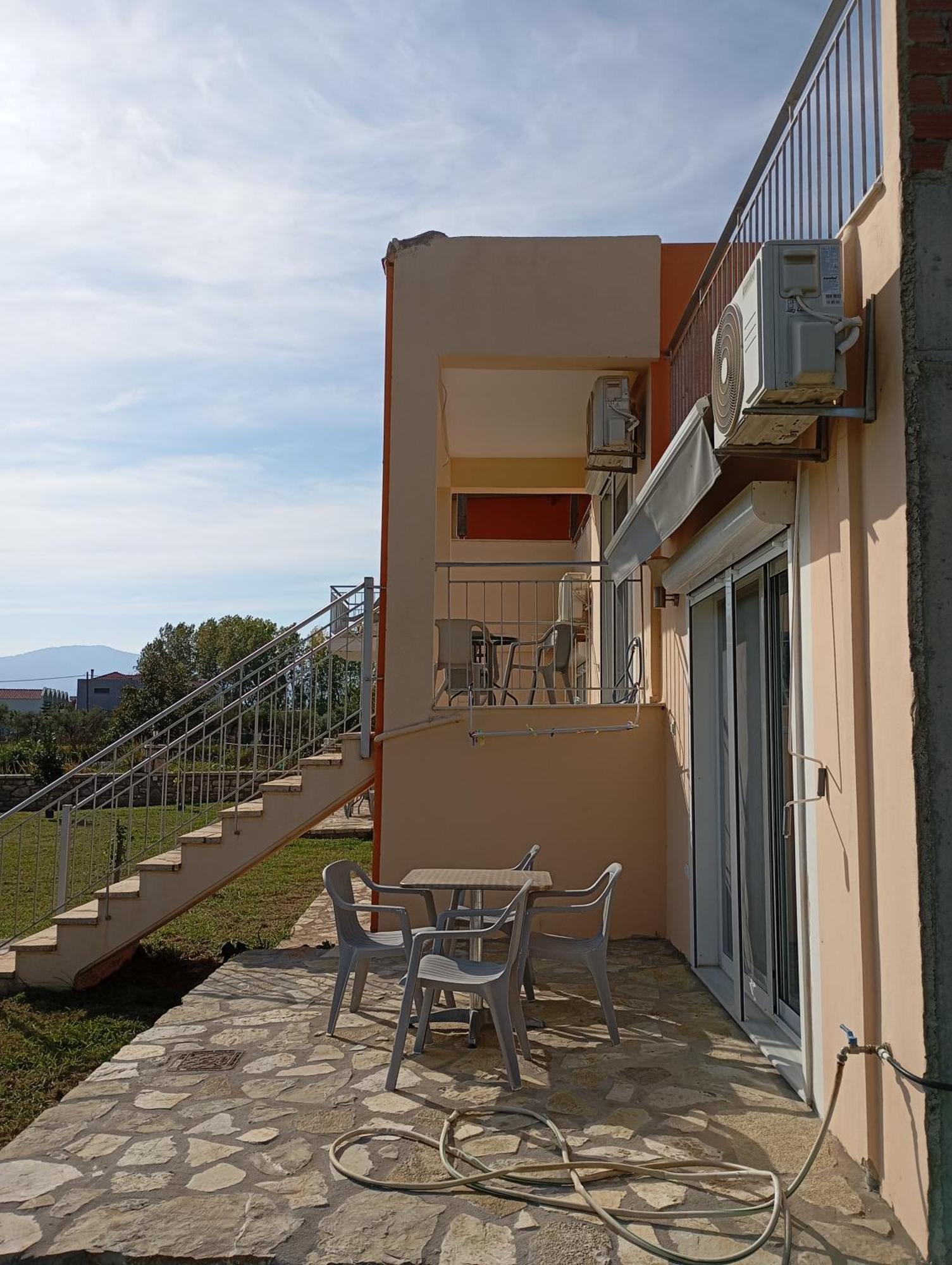 Lighthouse Apartments Chiliadou  Exterior foto